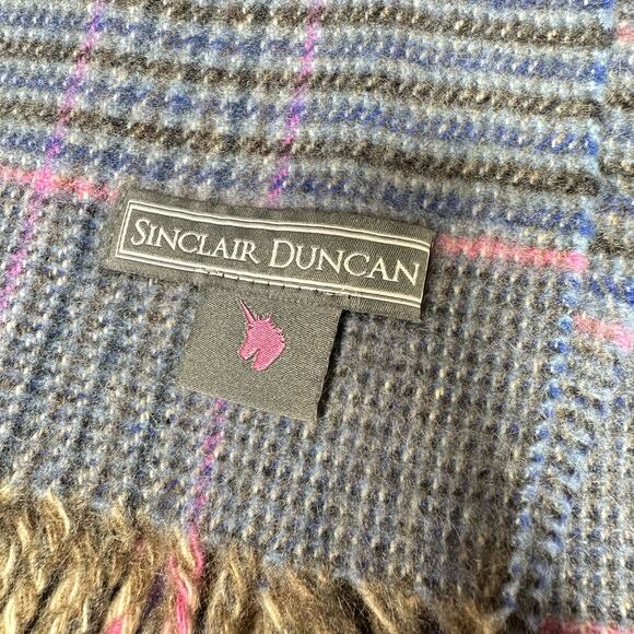 Sinclair Duncan 100% Cashmere Plaid Scarf Fringe Purple Pink - Picture 2 of 5